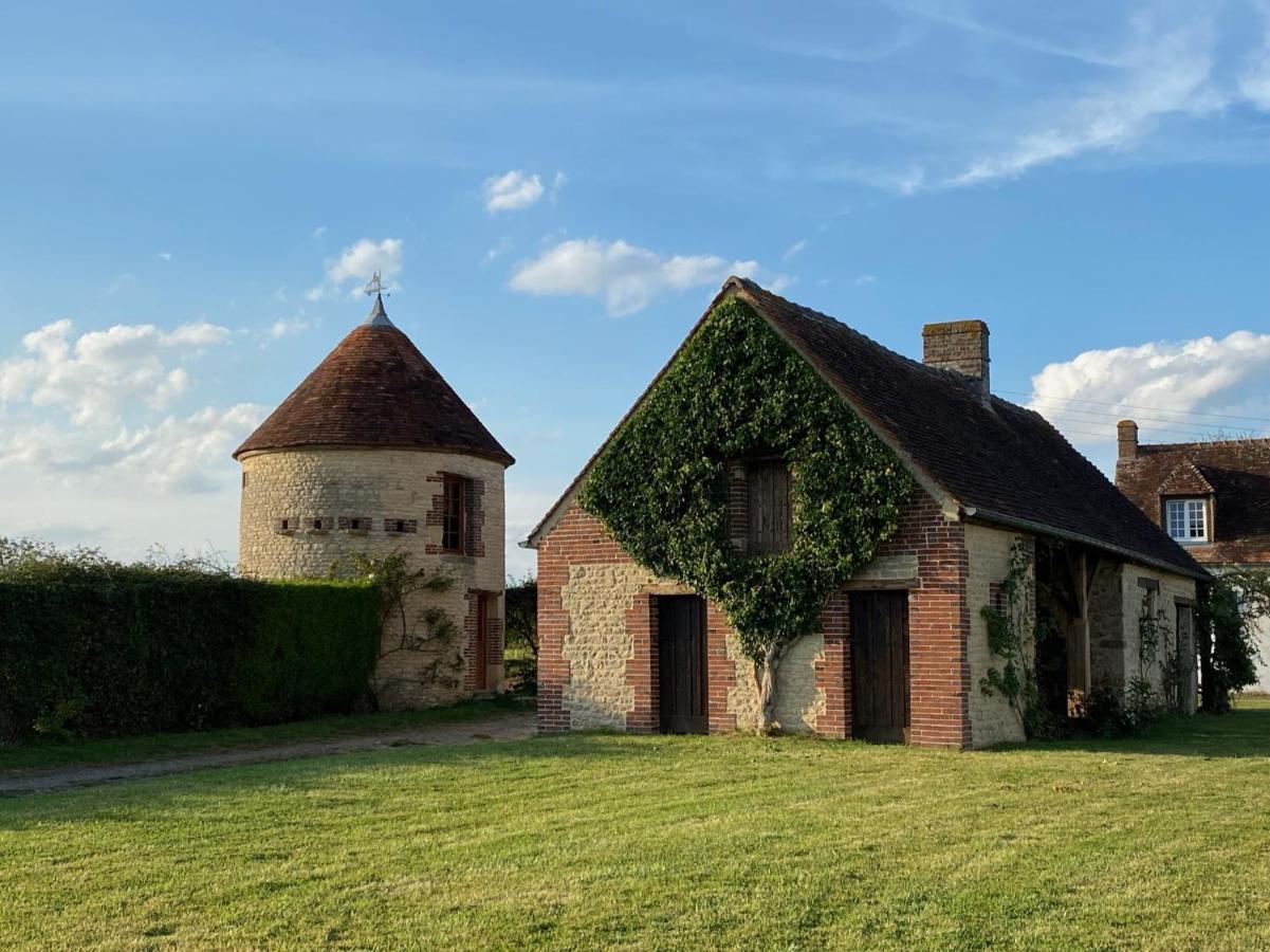 Domaine De Prestal Hotel Le Merlerault Exterior photo