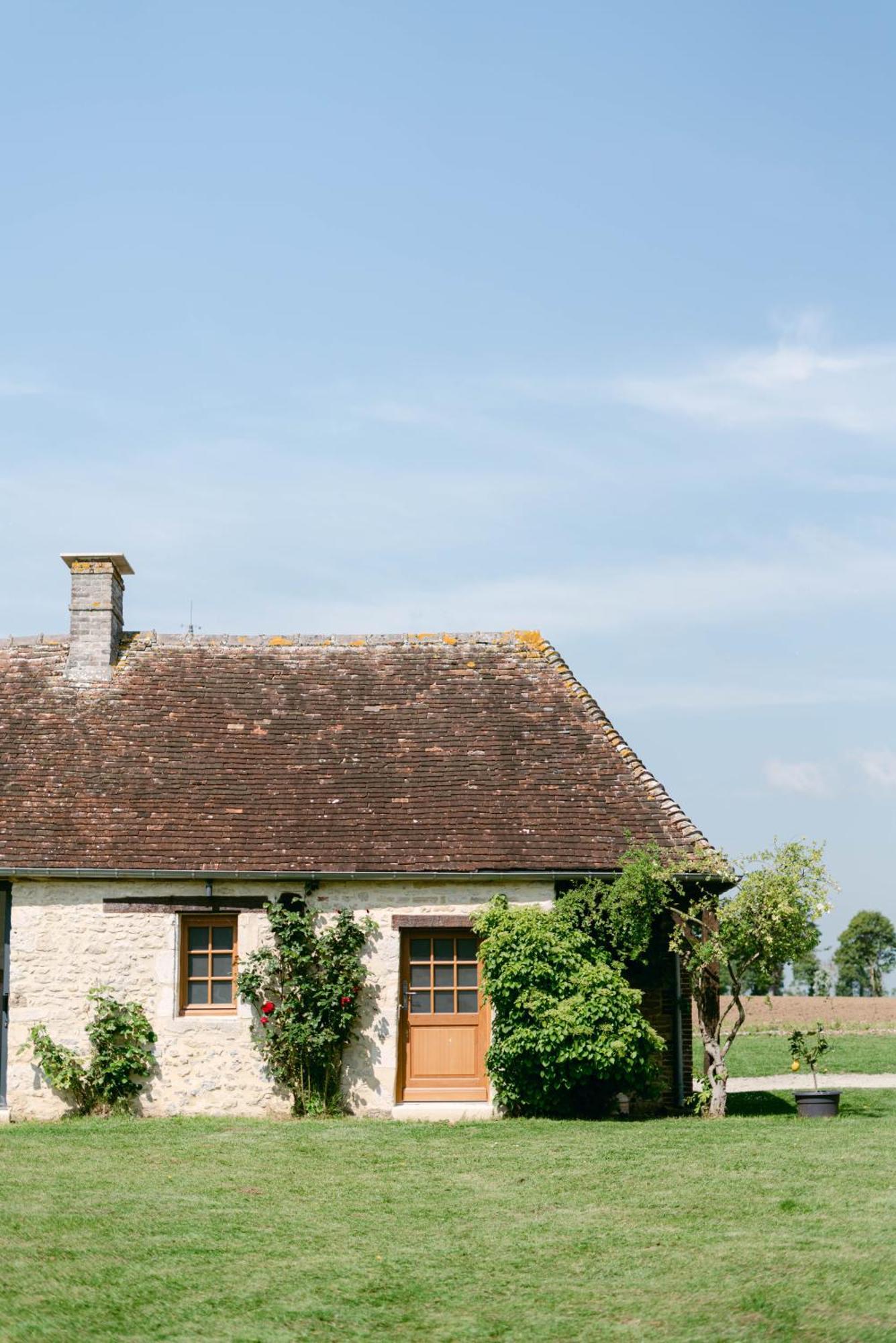 Domaine De Prestal Hotel Le Merlerault Exterior photo